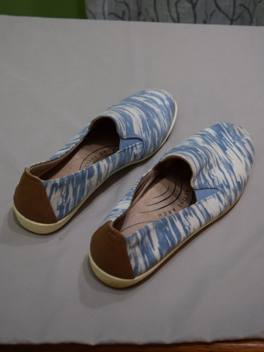 LifeStride SoftSystem Next Level Slip On Shoes 8.5M Blue White Tie Dye